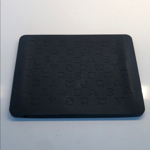 Marc Jacobs iPad case - Picture 10 of 12